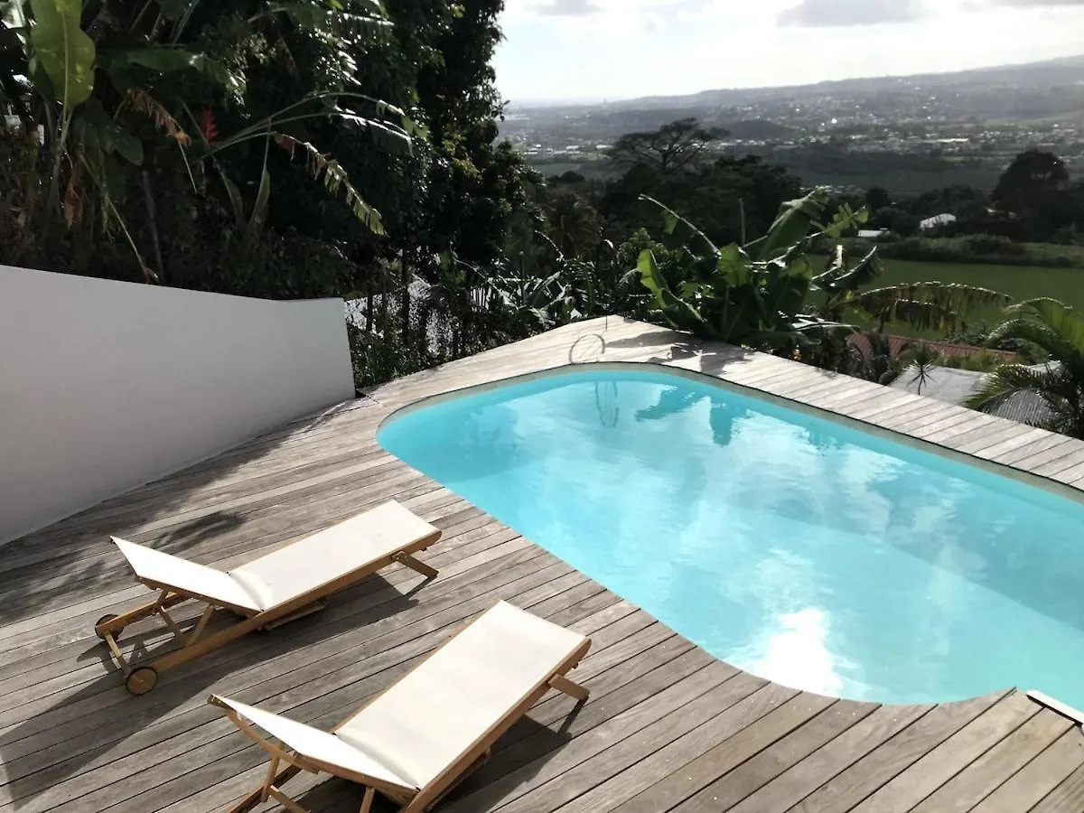 Beautiful Villa With Exceptional Views لو لامينتين